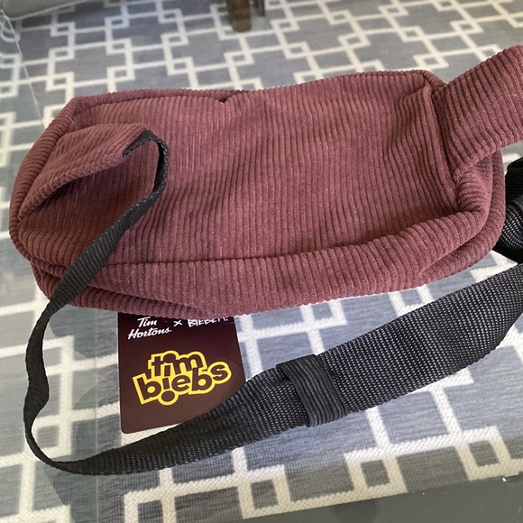 Justin Beiber Tim Hortons Fanny pack - Picture 2 of 3